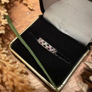 18k Gold Diamond & Pink Sapphire Ring